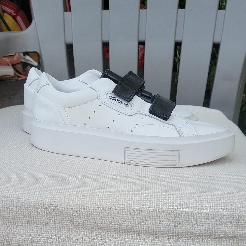 Adidas Women's Sleek Super Sneakers